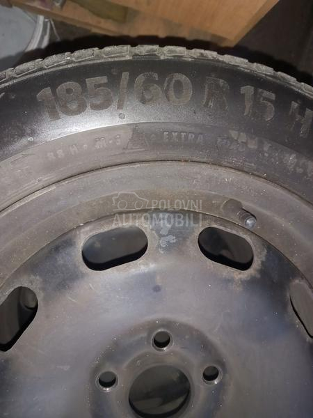 Continental 185/60 R15 Zimska