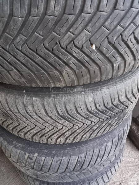 Continental 185/60 R15 Zimska