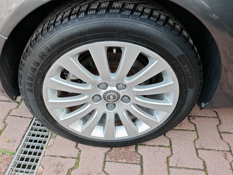 Opel Insignia Cosmo/Auto-promet