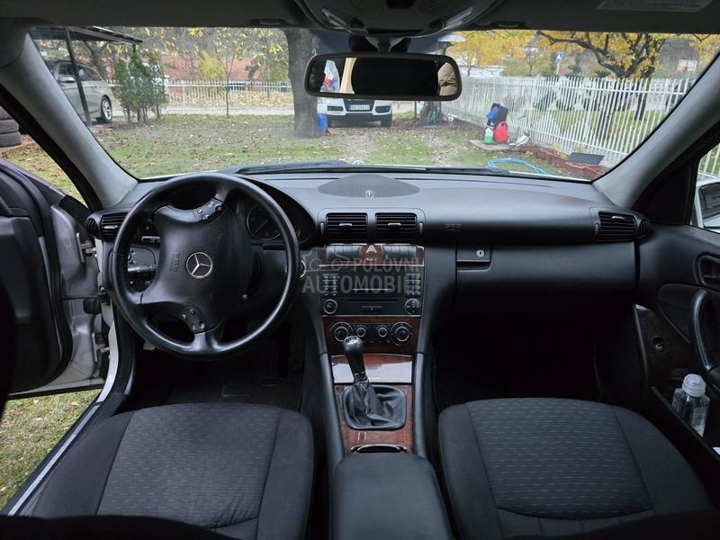 Mercedes Benz C 220 