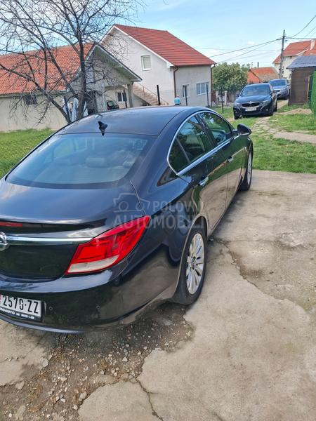 Opel Insignia 1.8