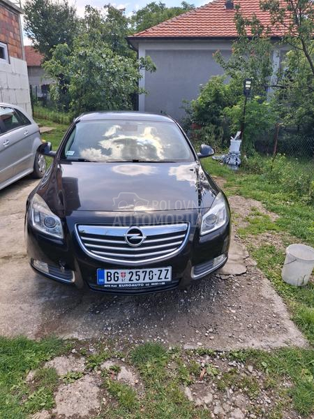 Opel Insignia 1.8