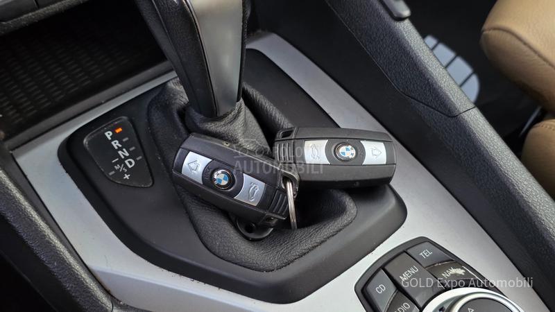 BMW X1 2.0AUT FUL KOZA NAV