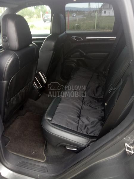 Porsche Cayenne 3.0