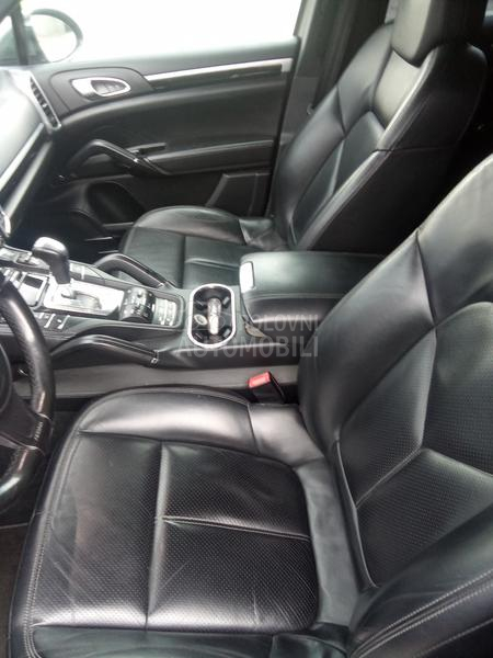 Porsche Cayenne 3.0