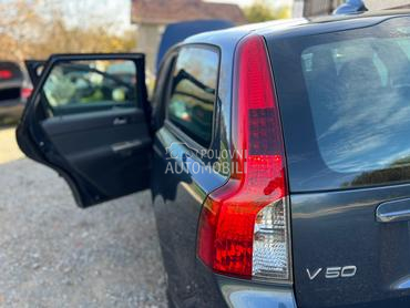 Stop svetlo levo desno za Volvo V50 od 2004. do 2012. god.