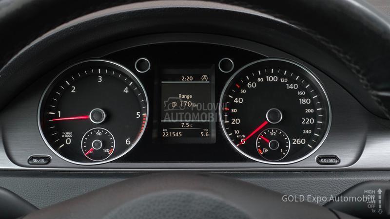Volkswagen Passat B7 2.0 TDI DSG HIGHLINE