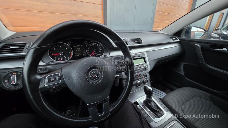 Volkswagen Passat B7 2.0 TDI DSG HIGHLINE