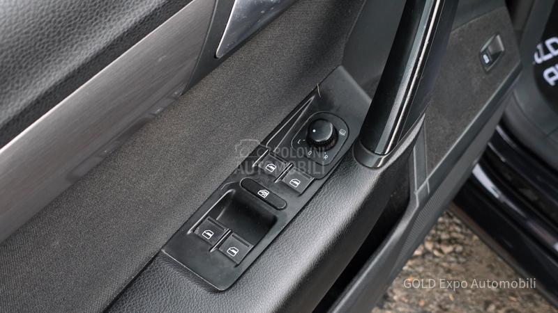 Volkswagen Passat B7 2.0 TDI DSG HIGHLINE