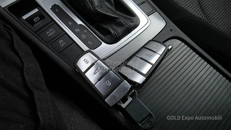 Volkswagen Passat B7 2.0 TDI DSG HIGHLINE