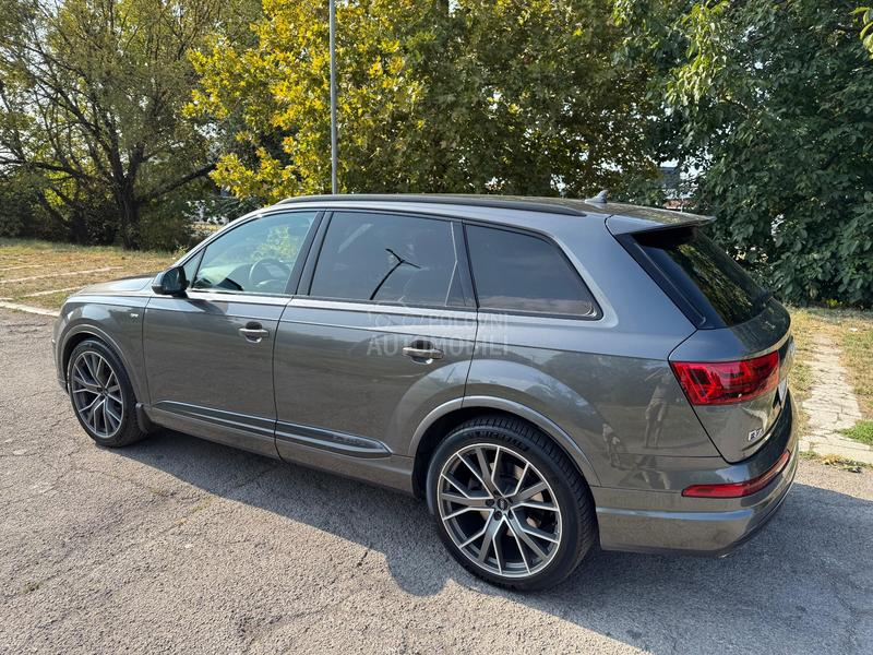Audi Q7 3.0 TDI S Line