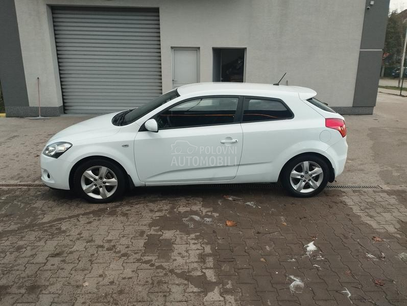 Kia pro_cee`d 