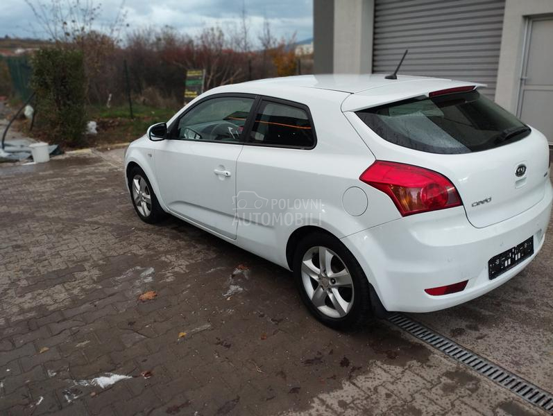Kia pro_cee`d 