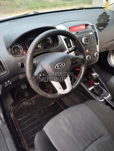 Kia pro_cee`d 