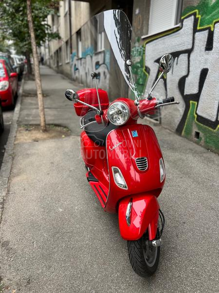Vespa Lx 125 ie