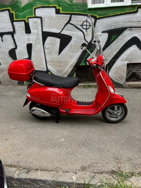 Vespa Lx 125 ie