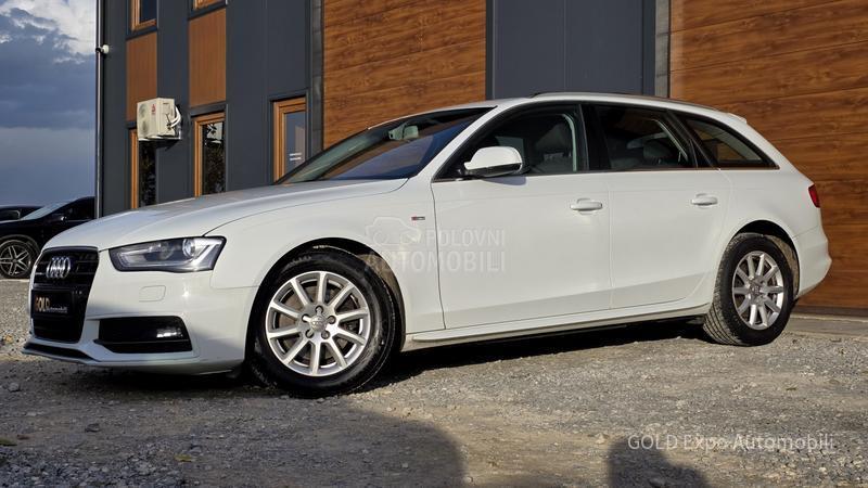 Audi A4 2.-0 S-TRON 3xS LINE