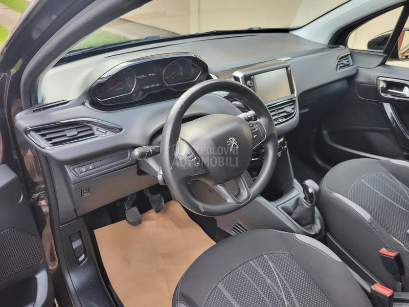 Peugeot 208 1.4hdi