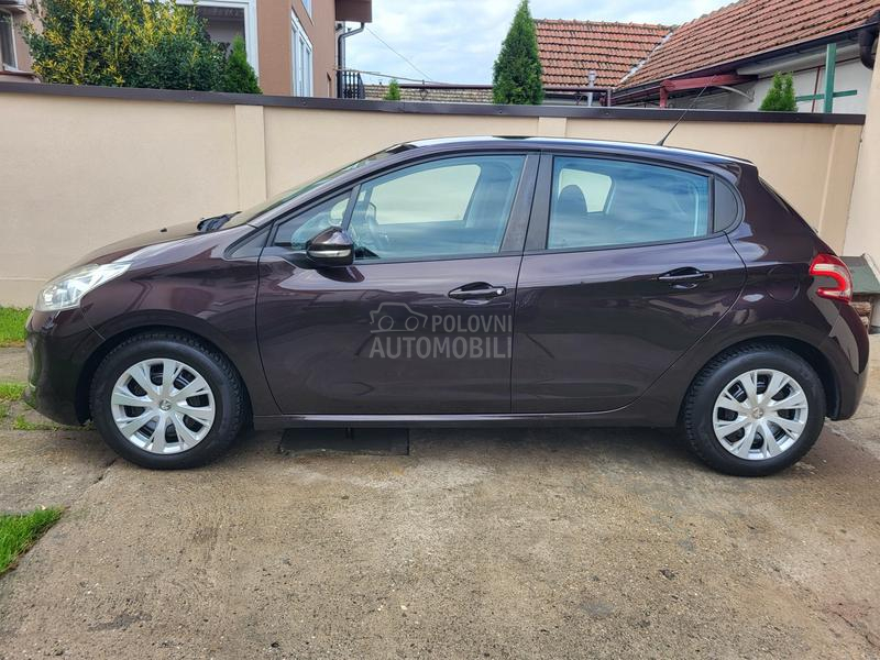 Peugeot 208 1.4hdi