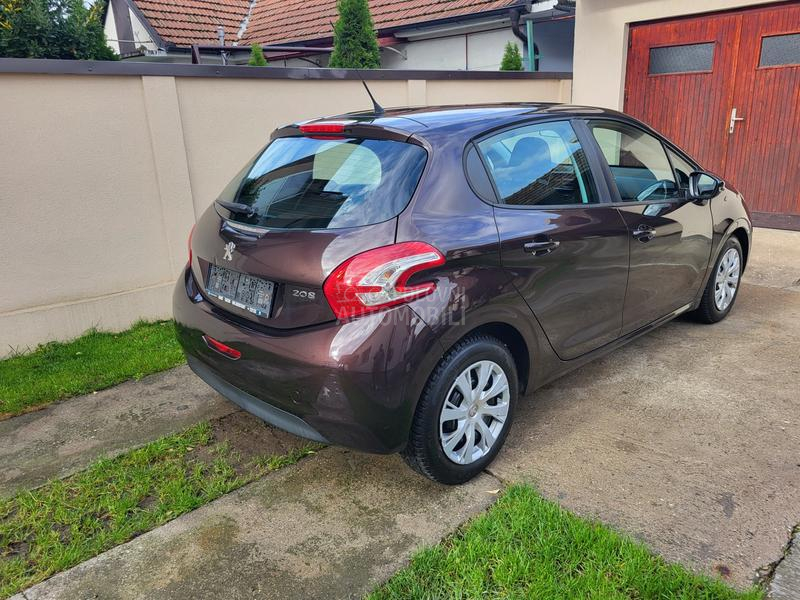 Peugeot 208 1.4hdi