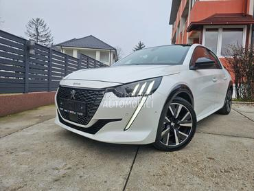 Peugeot 208 GT AUTO PANO