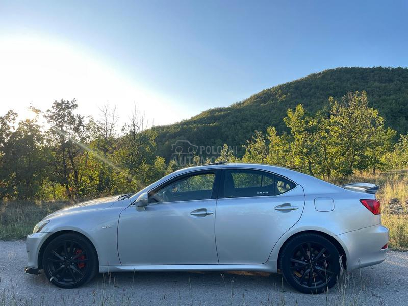 Lexus IS 220 