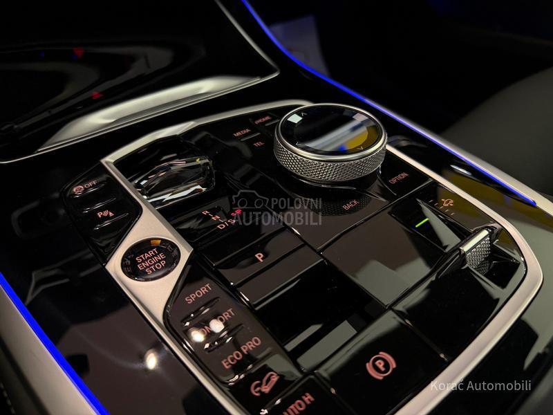 BMW X7 3xTV/ SKY/360/ICON