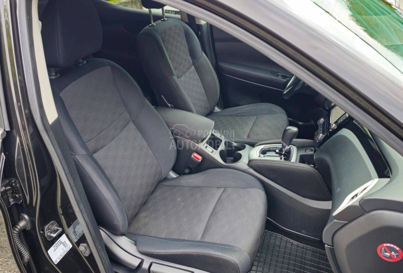 Nissan Qashqai 1.2 AUTOMA T/CH