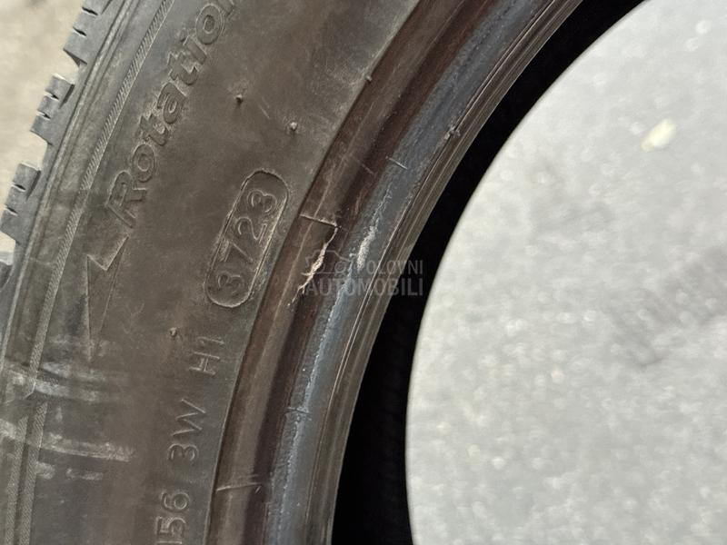 Hankook 255/45 R19 Zimska