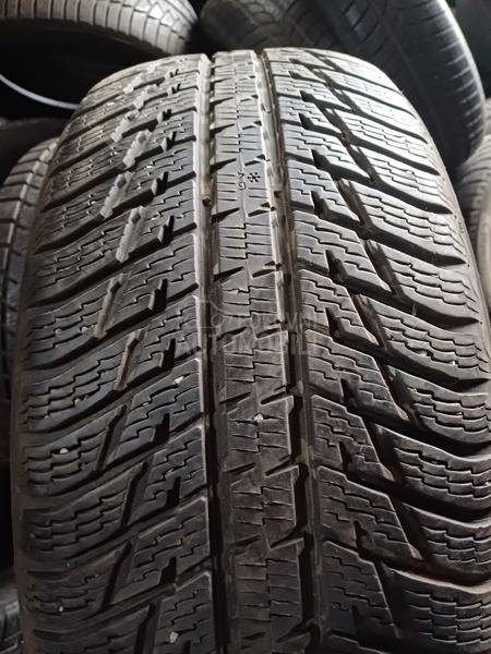 Nokian 255/55 R19 Zimska