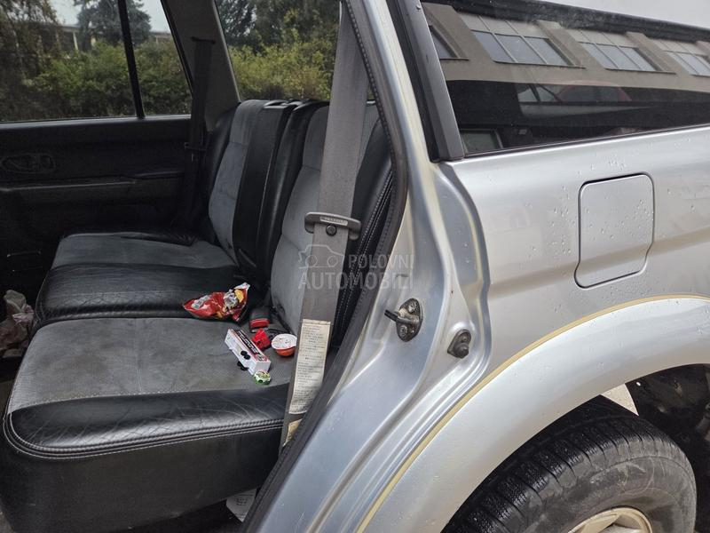 Mitsubishi Pajero Sport 