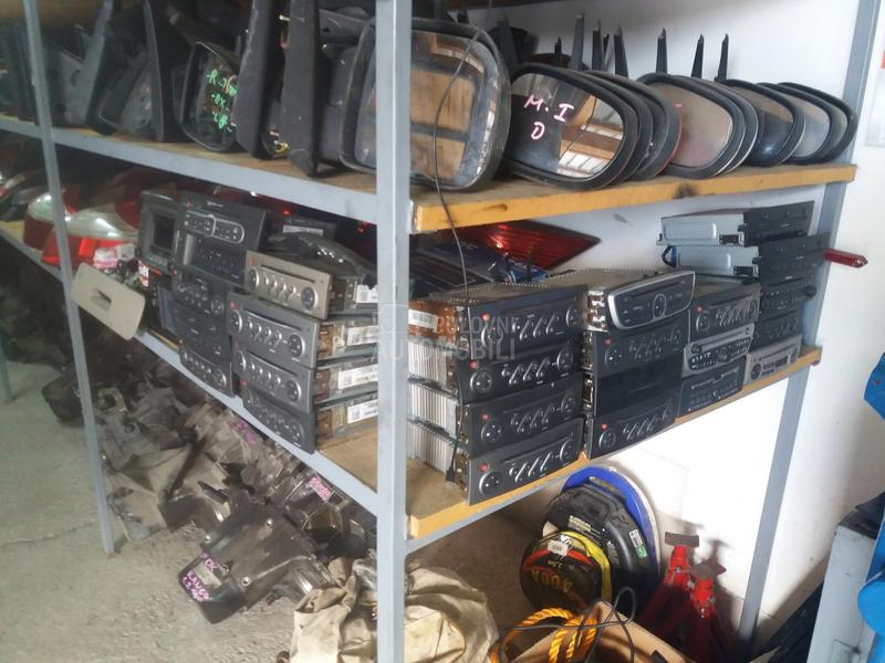 FAR HAUBA BRANIK KRILO