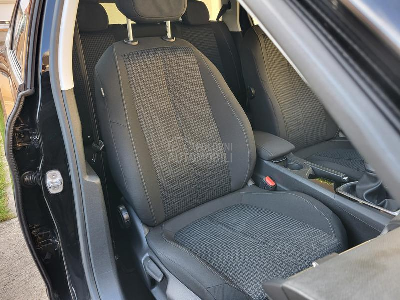 Peugeot 308 1.6blueHdi STYLE