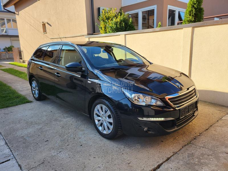 Peugeot 308 1.6blueHdi STYLE