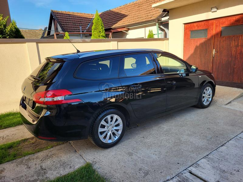 Peugeot 308 1.6blueHdi STYLE