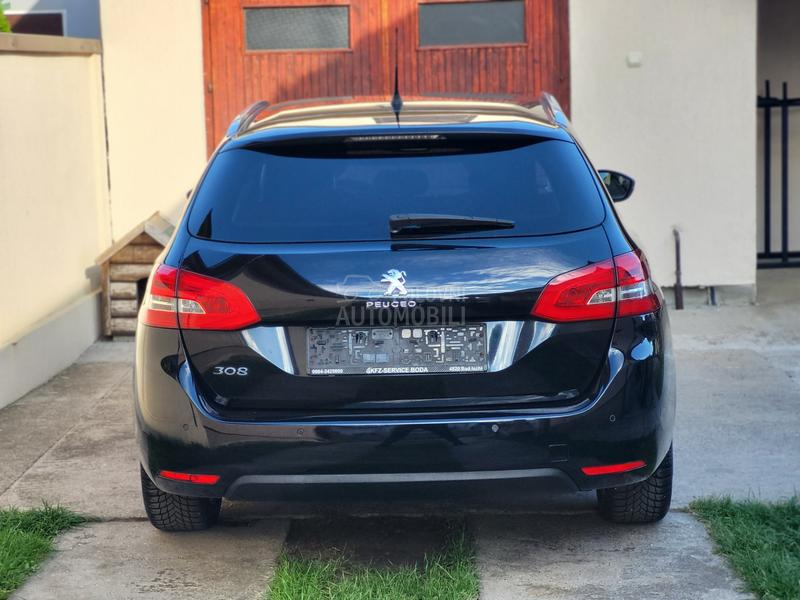 Peugeot 308 1.6blueHdi STYLE