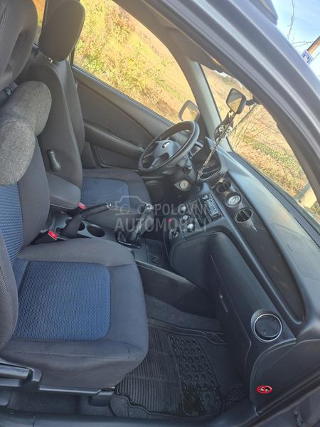 Mitsubishi Outlander 2.0