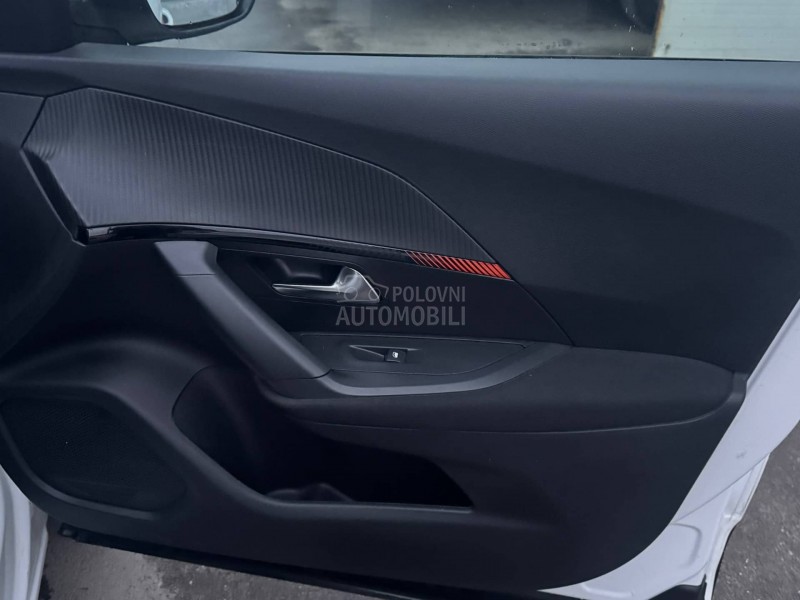 Peugeot 2008 1,2 88000