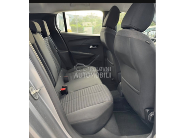 sedista 208 novi komplet enter za Peugeot 208