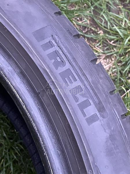 Pirelli 255/40 R21 Letnja