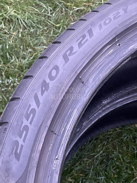 Pirelli 255/40 R21 Letnja