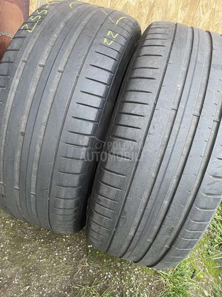 Pirelli 255/40 R21 Letnja