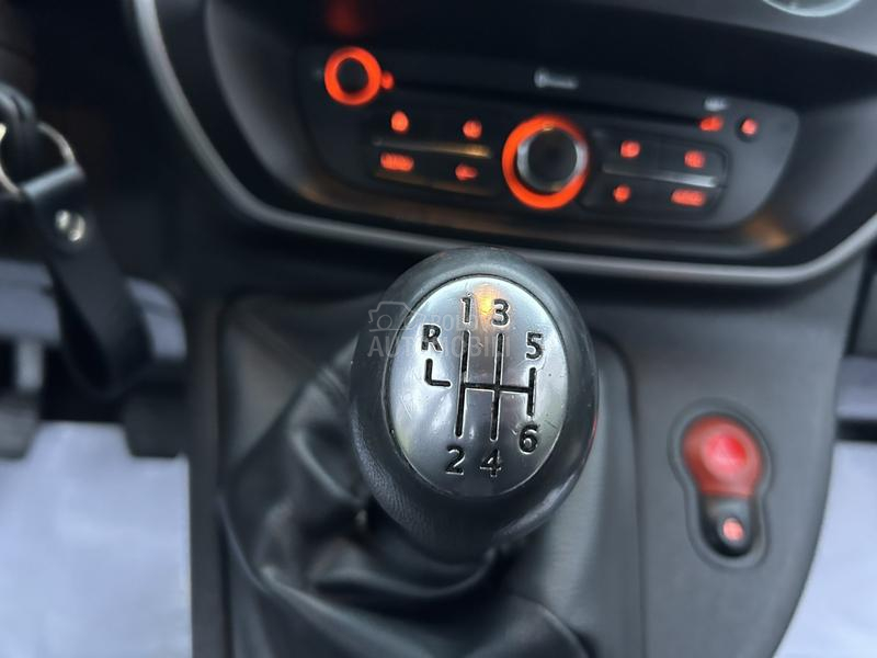 Renault Kangoo 1,5DCI N 1 6 BRZIN A