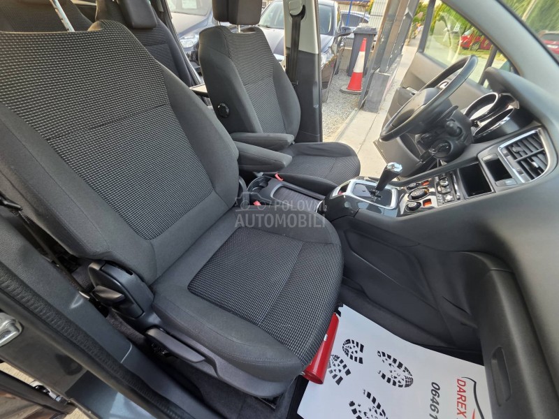 Peugeot 5008 1.6 HDI N.A.V.I