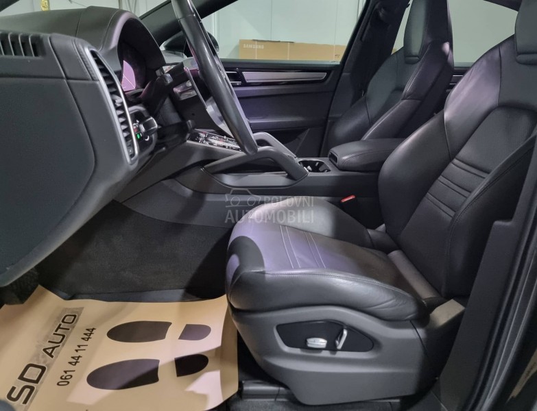 Porsche Cayenne 3.0 V6 coupe