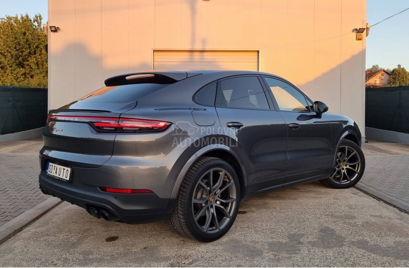 Porsche Cayenne 3.0 V6 coupe