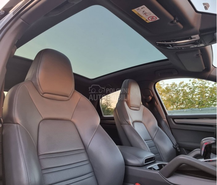 Porsche Cayenne 3.0 V6 coupe