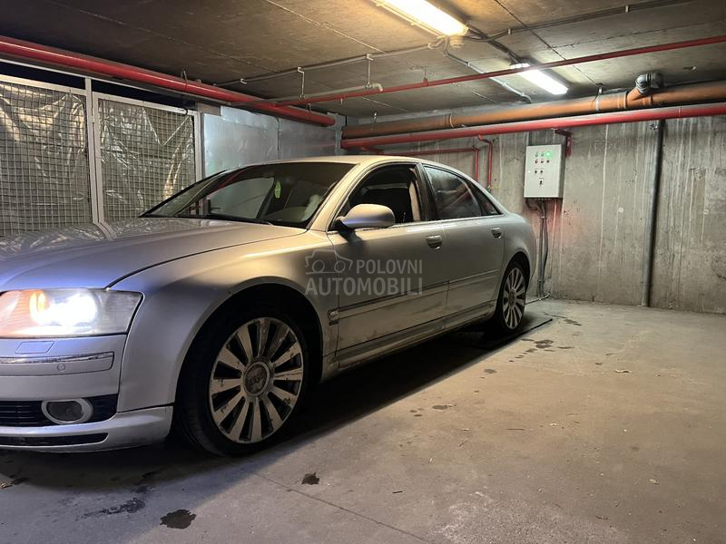 Audi A8 4.2i