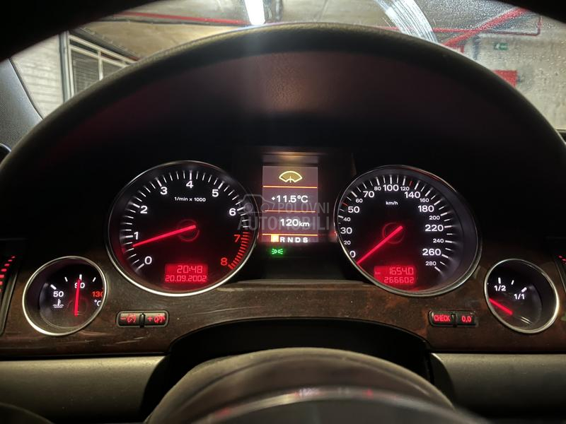 Audi A8 4.2i