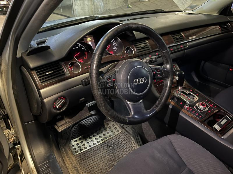 Audi A8 4.2i